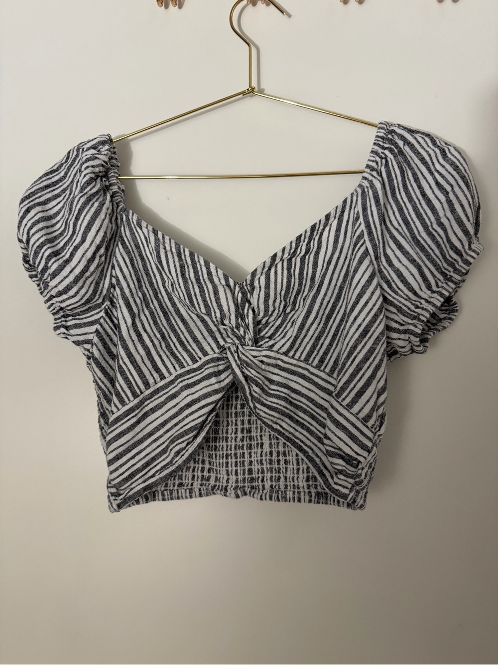 Aeropostale Twist Front Striped Cropped Blouse